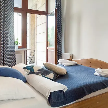 Wonderful Wrzesinska Street Apartment